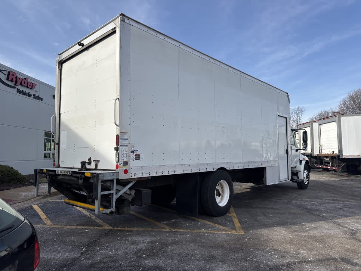 2019 Navistar International 4300 SBA 866884