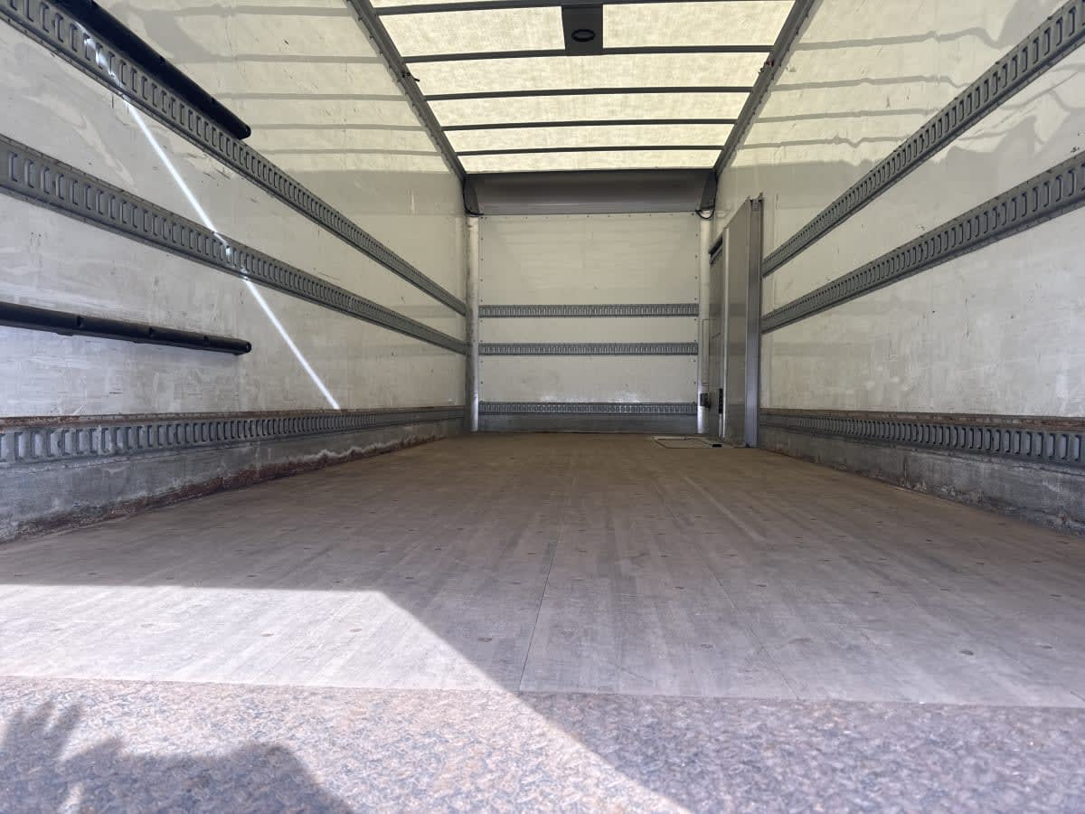 2019 Navistar International 4300 SBA 866884