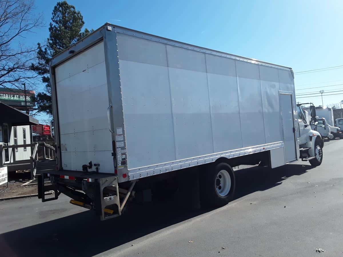 2019 Navistar International 4300 SBA 866896