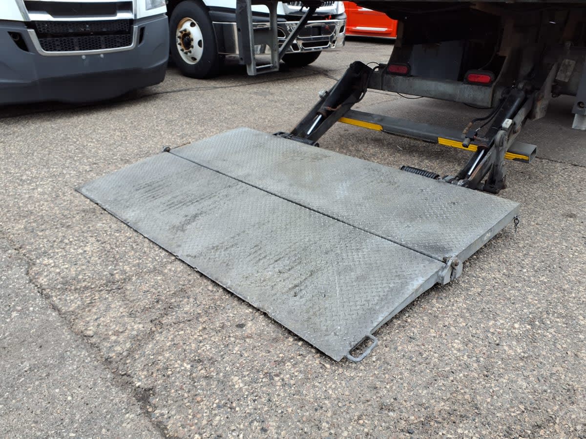 2019 Navistar International 4300 SBA 866909