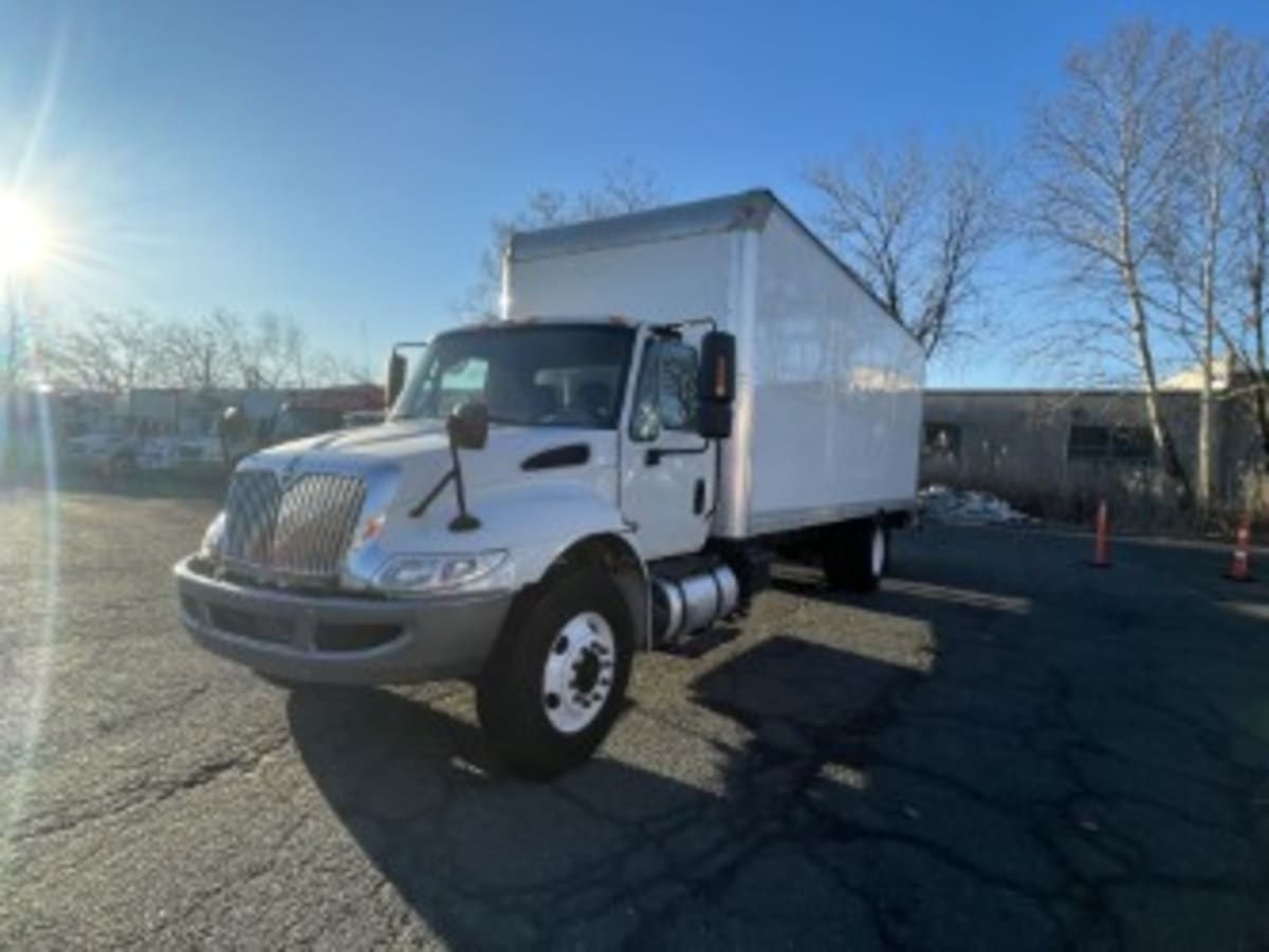2019 Navistar International 4300 SBA 866918