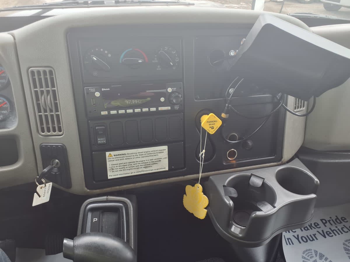 2019 Navistar International 4300 SBA 866935
