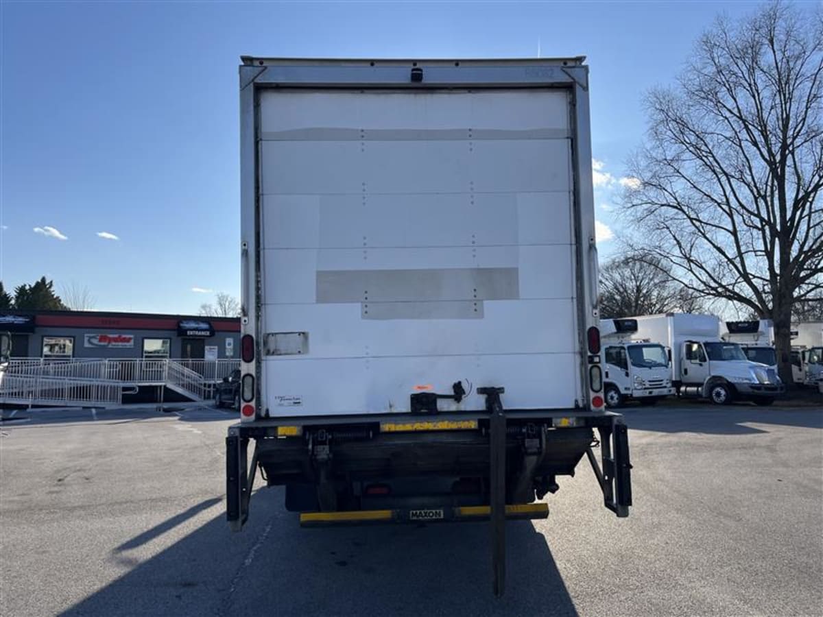 2019 International - image 5