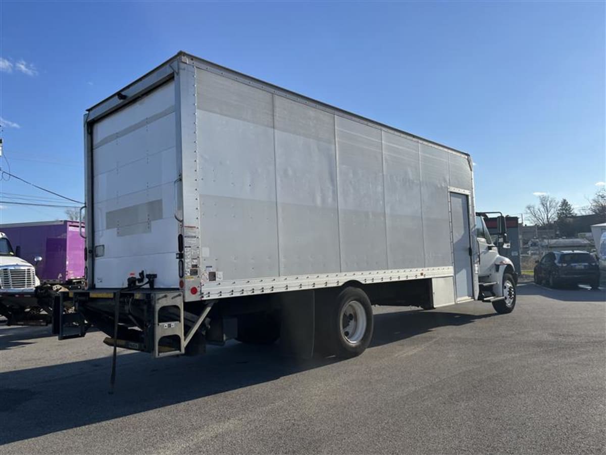2019 Navistar International 4300 SBA 866941