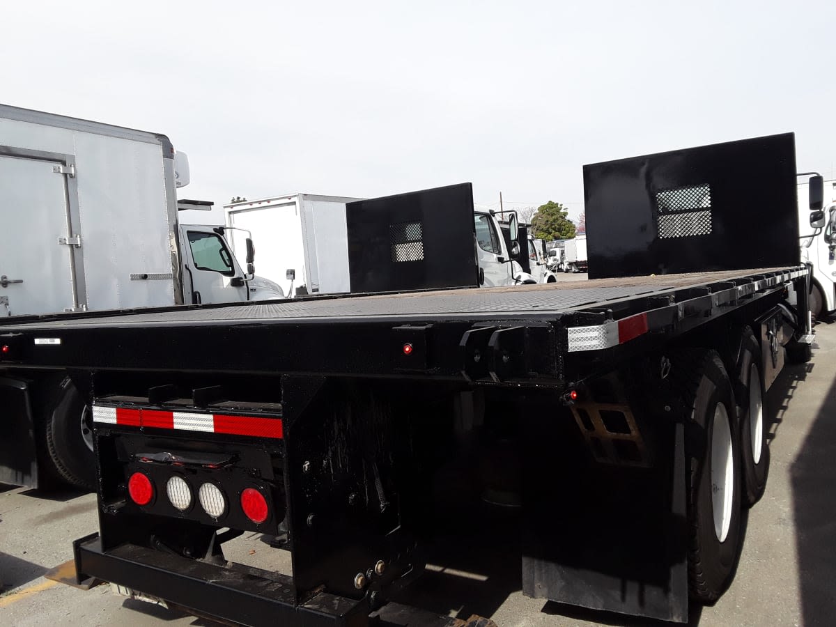 2019 Freightliner/Mercedes M2 106 866945