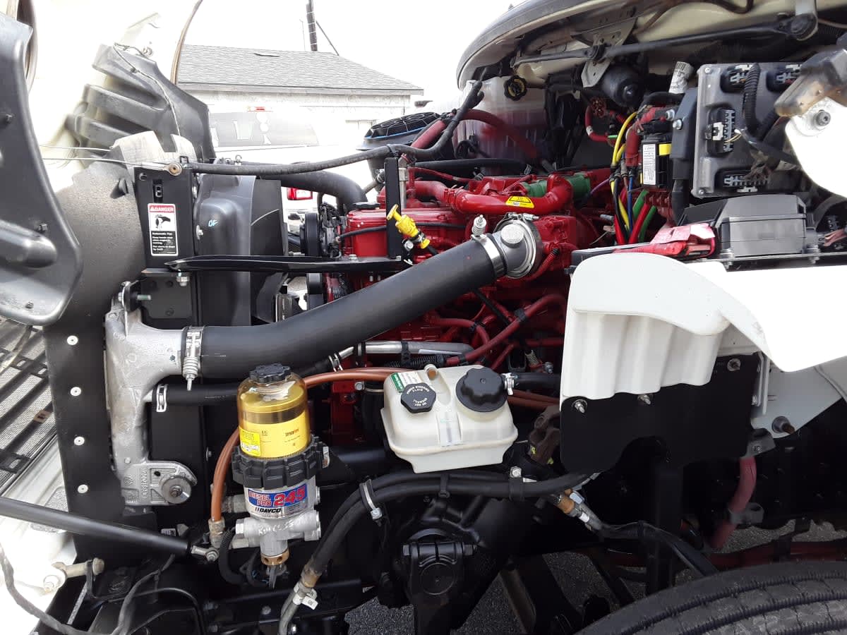 2019 Freightliner/Mercedes M2 106 866946