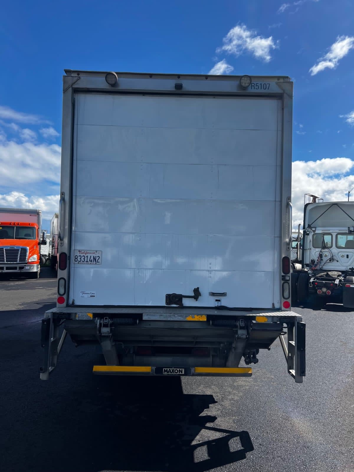 2019 Navistar International 4300 SBA 866965