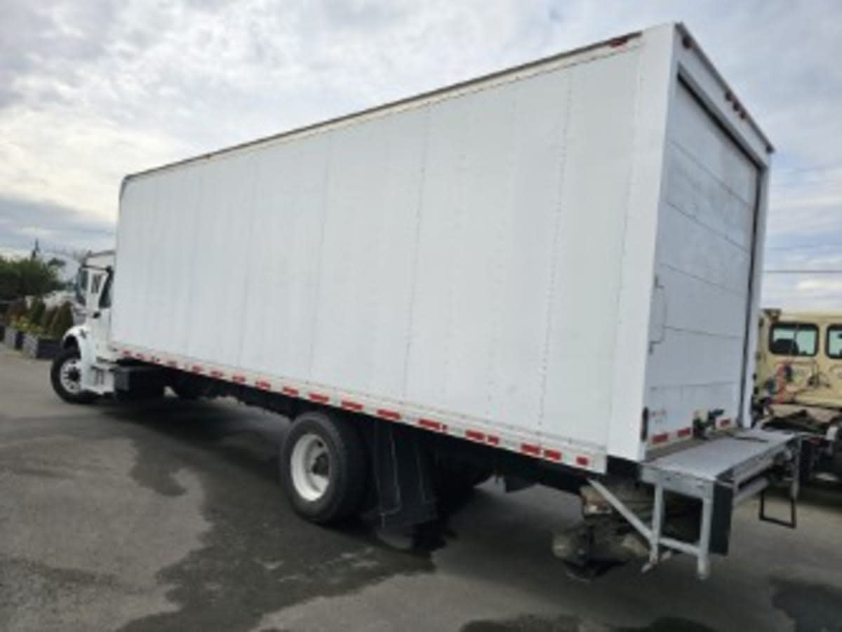 2019 Freightliner/Mercedes M2 106 867064