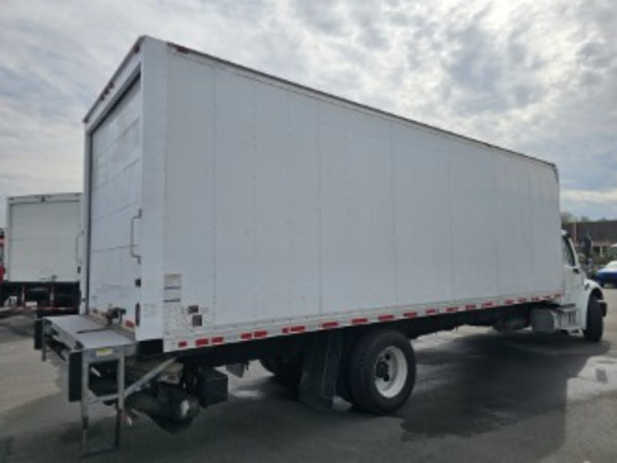 2019 Freightliner/Mercedes M2 106 867064