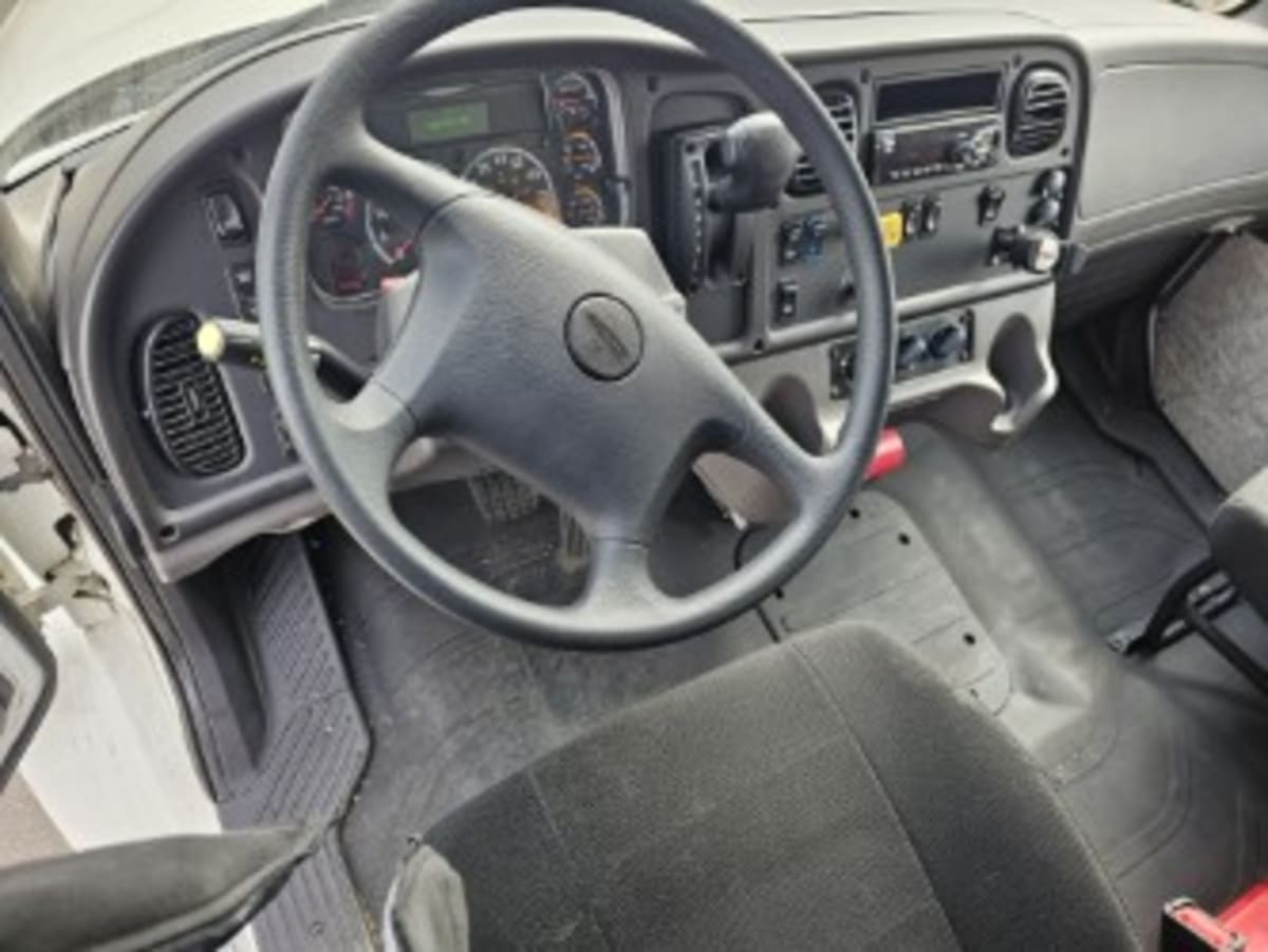 2019 Freightliner/Mercedes M2 106 867064
