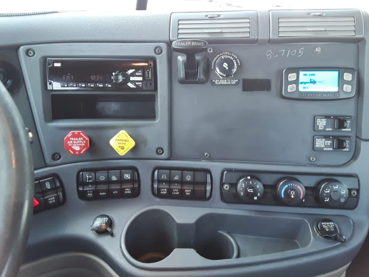 2019 Freightliner/Mercedes CASCADIA 125 867105