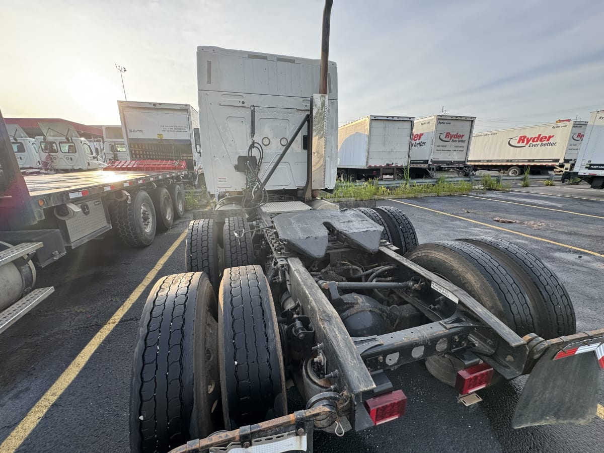 2019 Navistar International LT625 SLPR CAB 867166