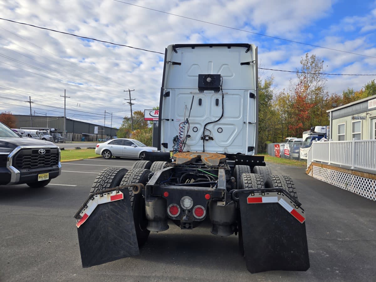 2019 Freightliner/Mercedes NEW CASCADIA PX12664 867184