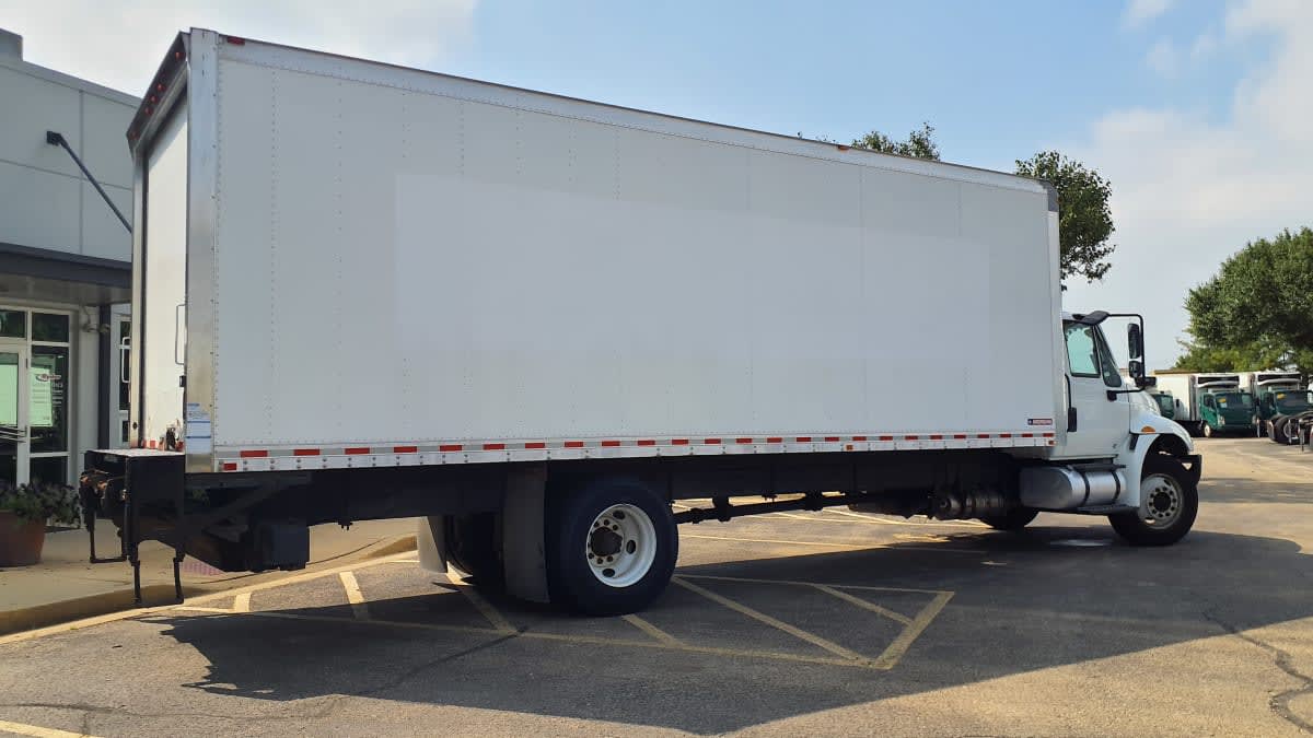 2019 International 4300 in Bolingbrook, IL — photo 4