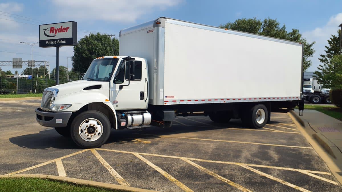 2019 International 4300 in Bolingbrook, IL