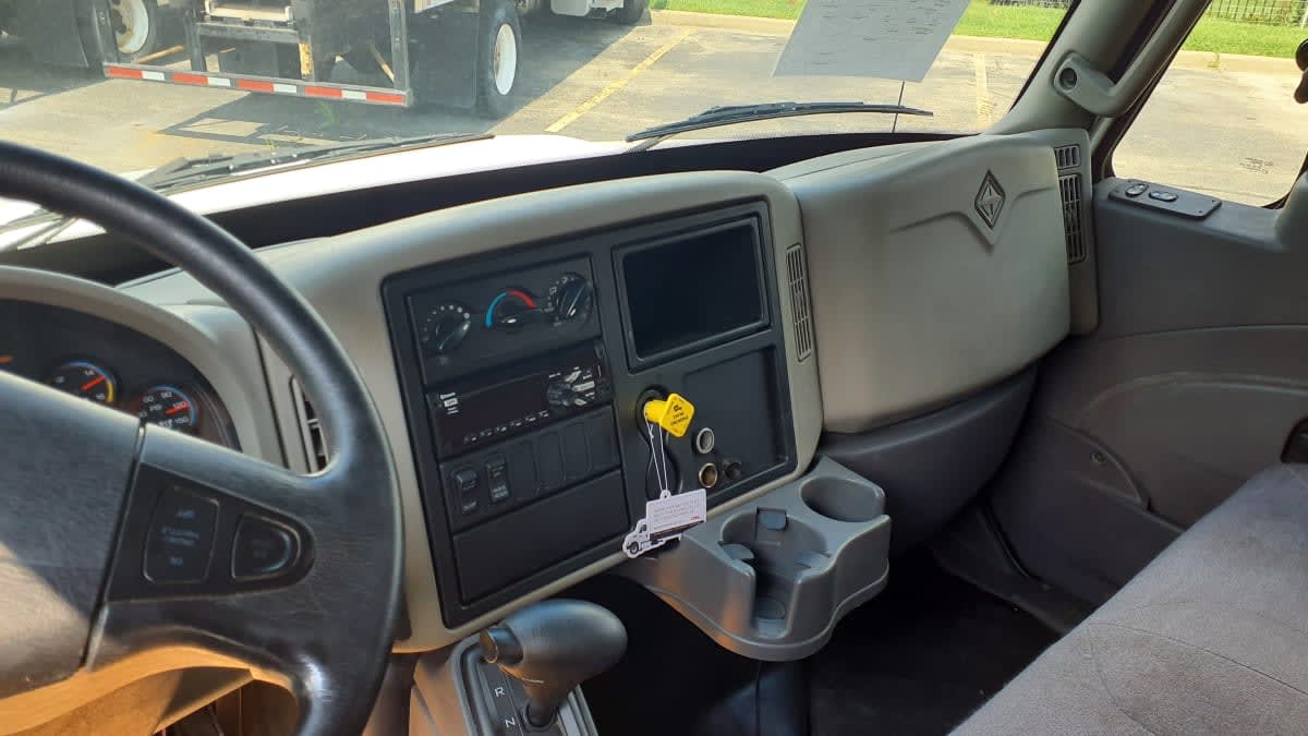 2019 International 4300 in Bolingbrook, IL — photo 7