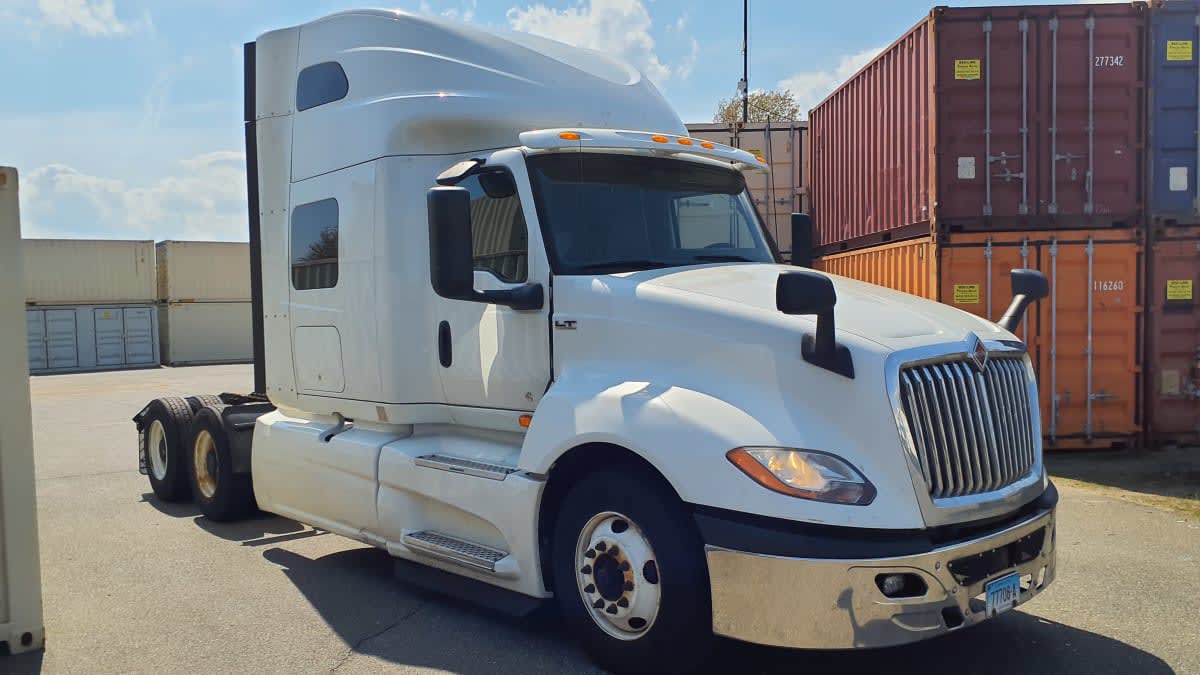 2019 Navistar International LT625 SLPR CAB 867195