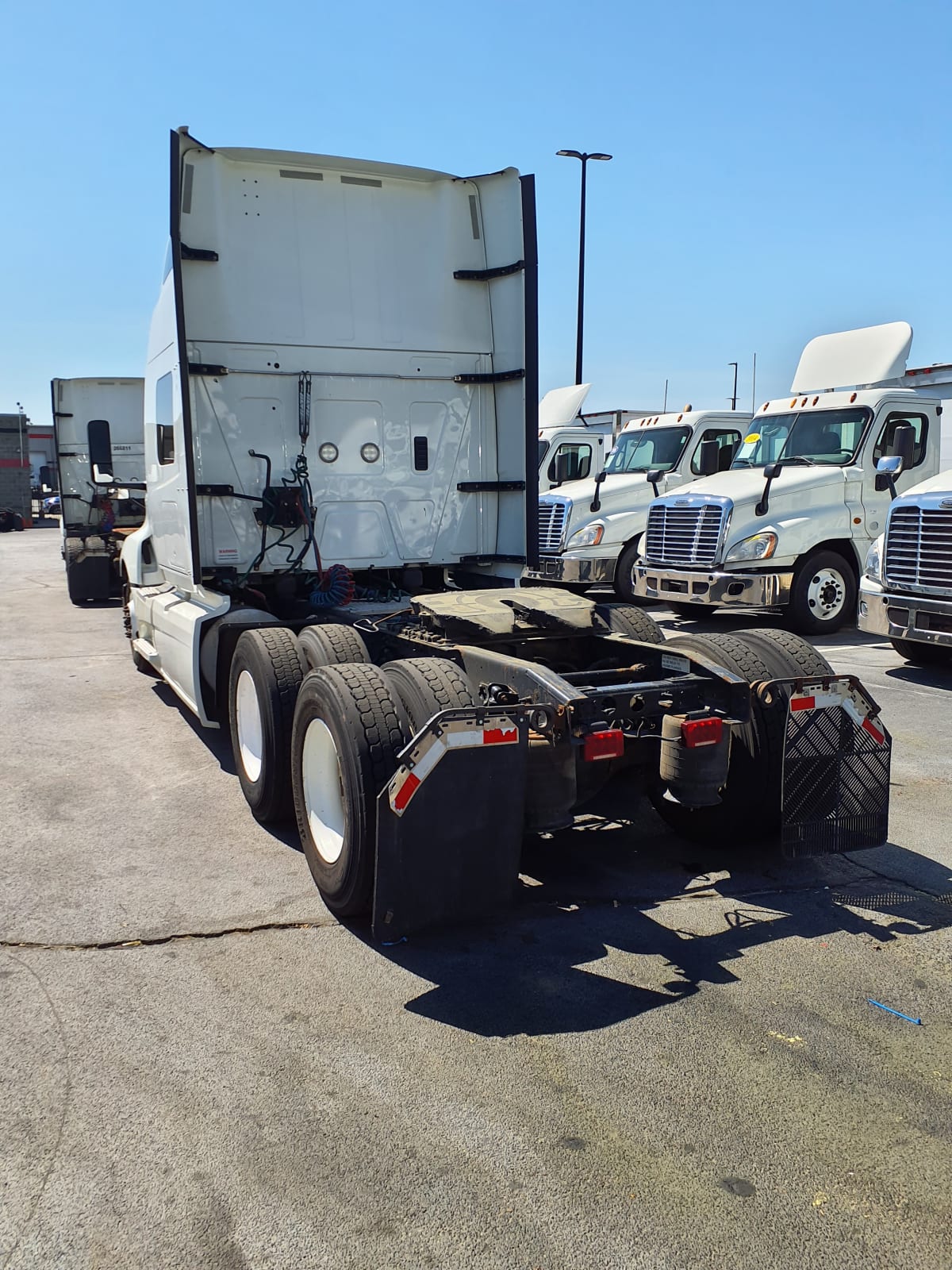 2019 Navistar International LT625 SLPR CAB 867198