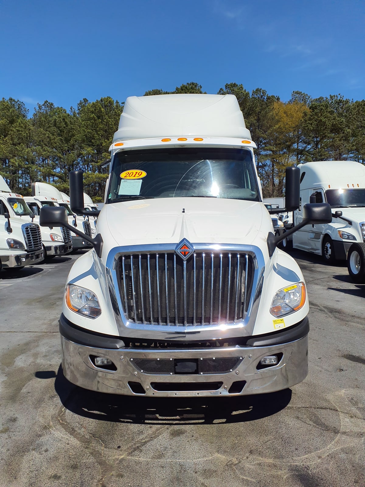 2019 Navistar International LT625 SLPR CAB 867198