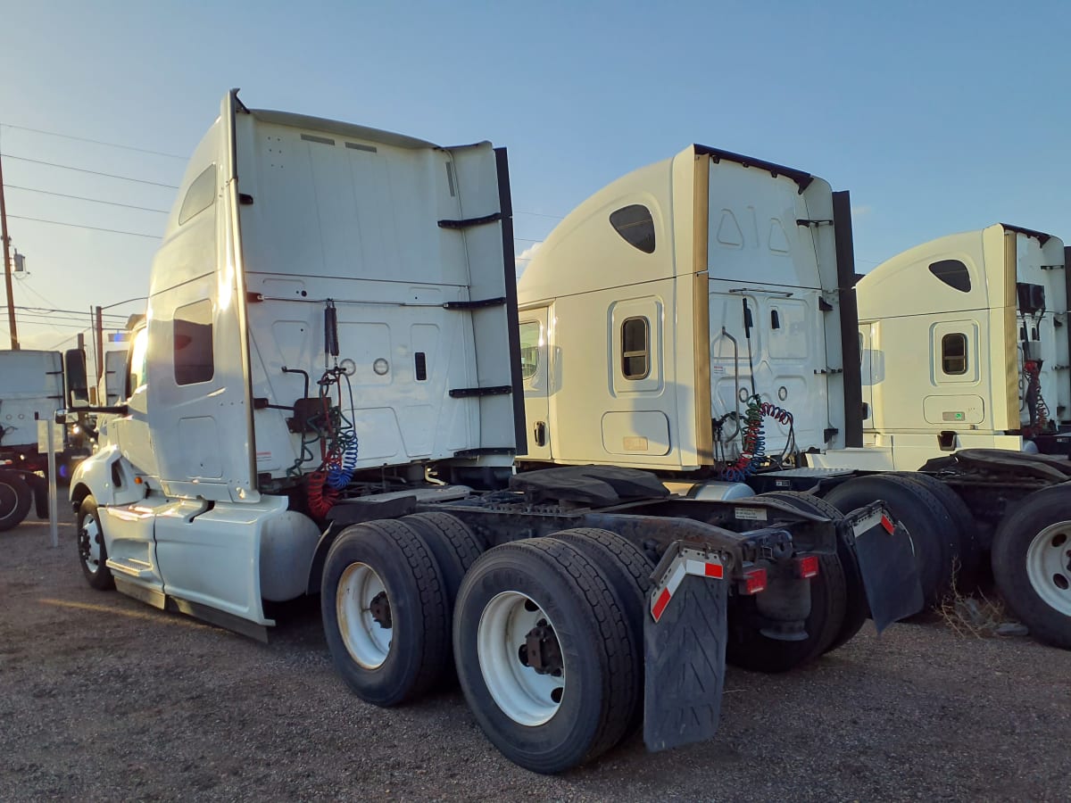 2019 Navistar International LT625 SLPR CAB 867208