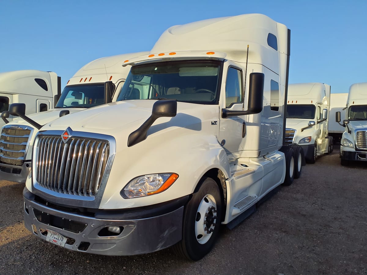 2019 Navistar International LT625 SLPR CAB 867208