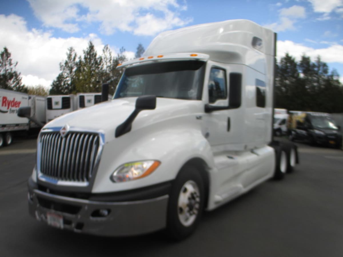 2019 Navistar International LT625 SLPR CAB 867213