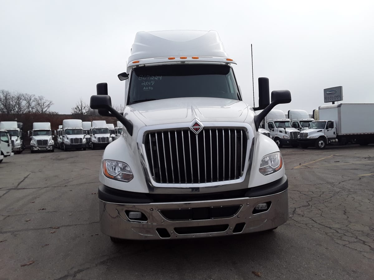 2019 Navistar International LT625 SLPR CAB 867224