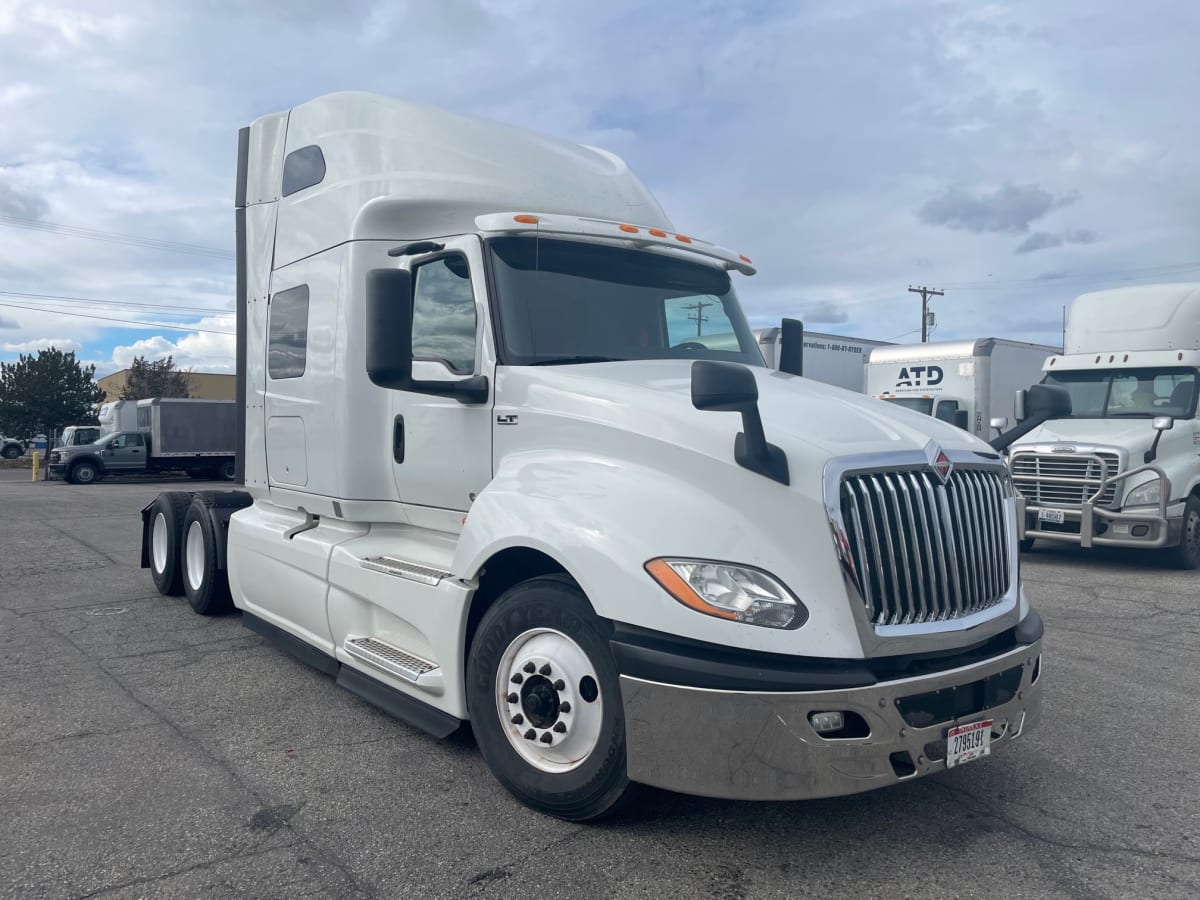 2019 Navistar International LT625 SLPR CAB 867239