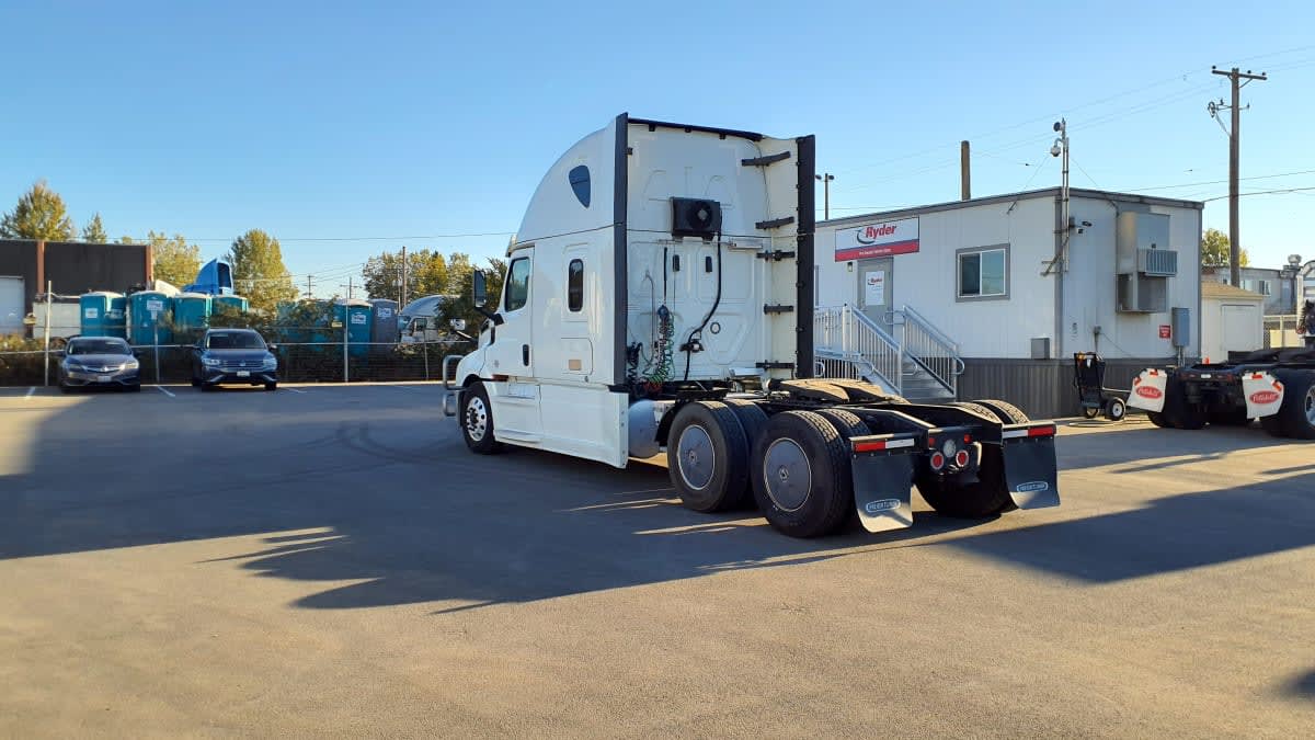 2019 Freightliner Cascadia in Tacoma, WA — photo 6