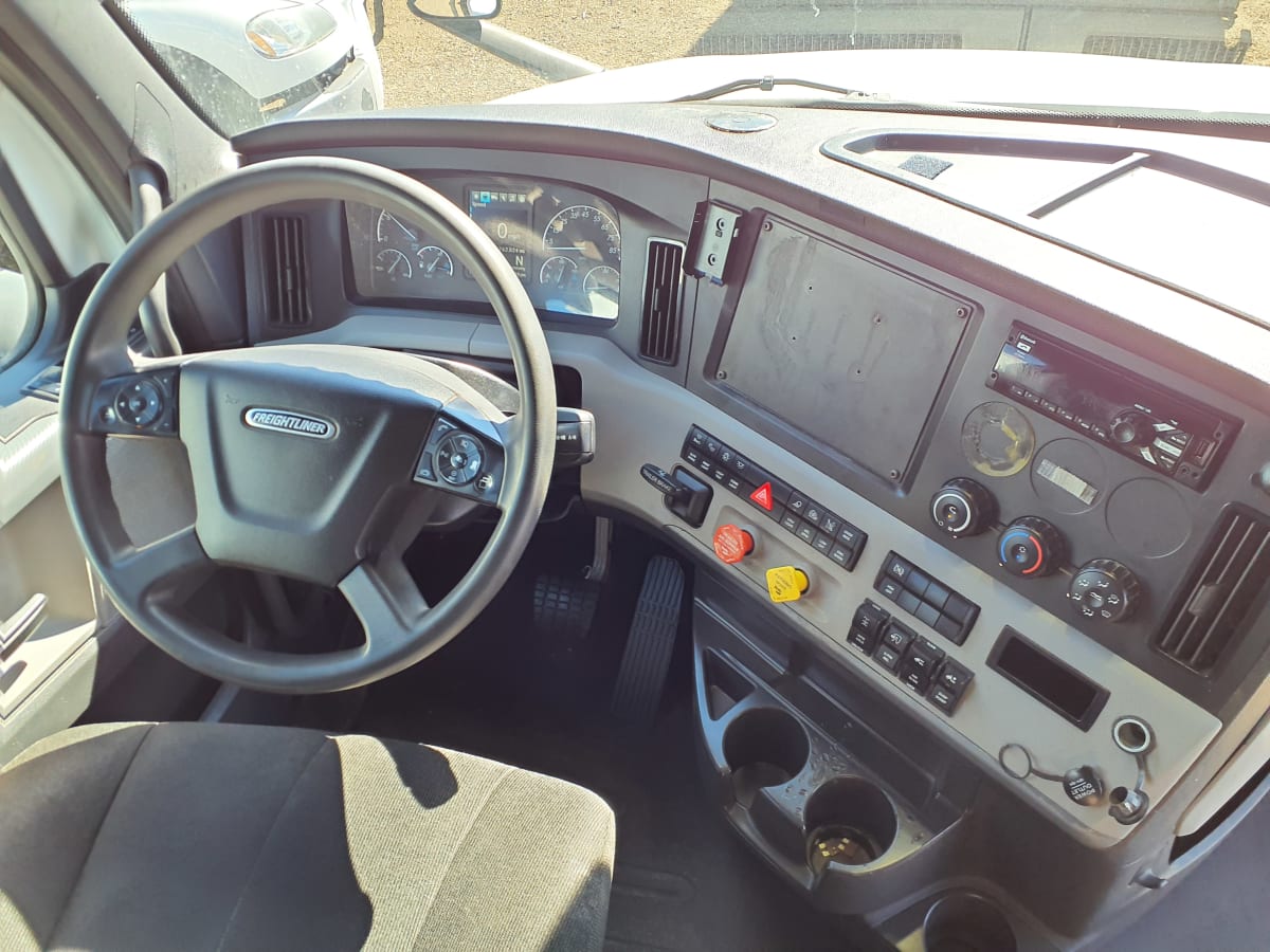 2019 Freightliner/Mercedes NEW CASCADIA PX12664 867358