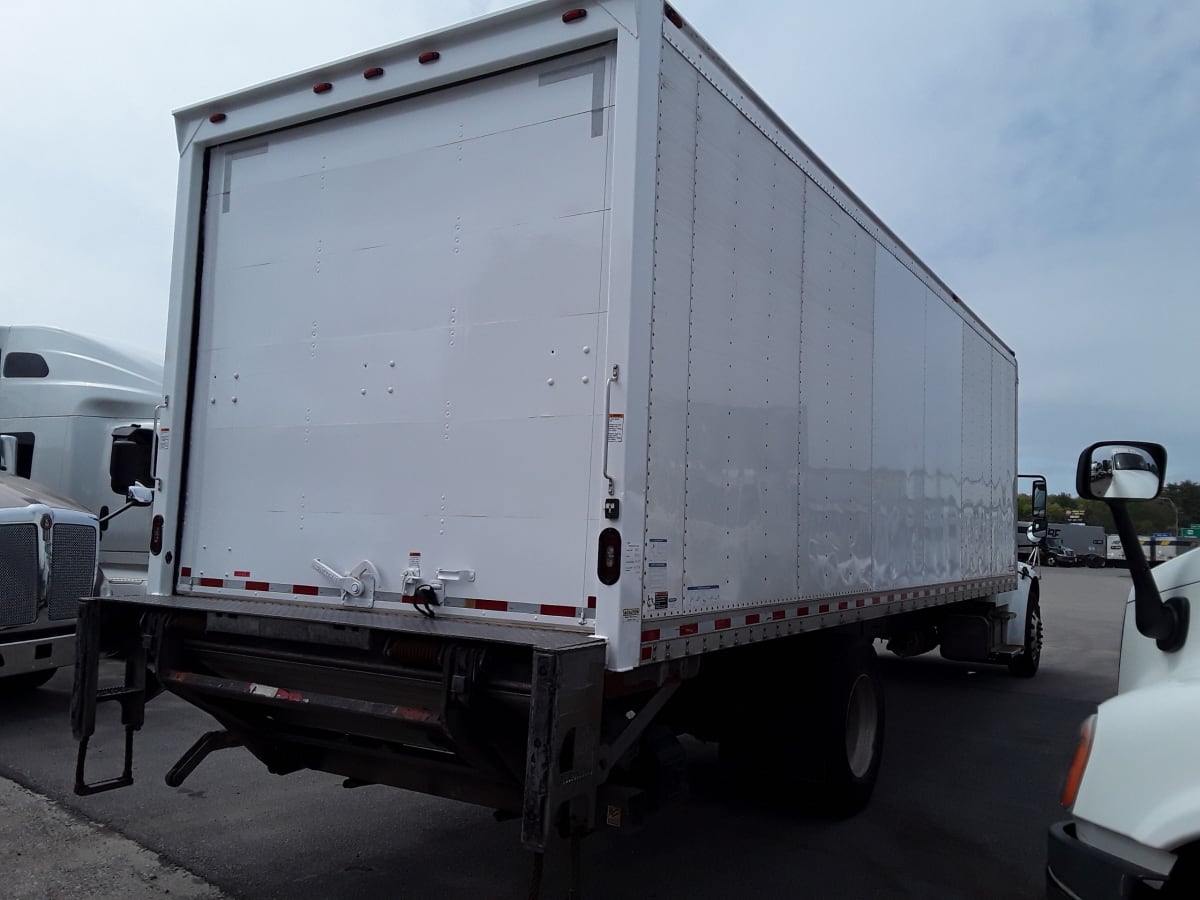 2019 Freightliner/Mercedes M2 106 867371