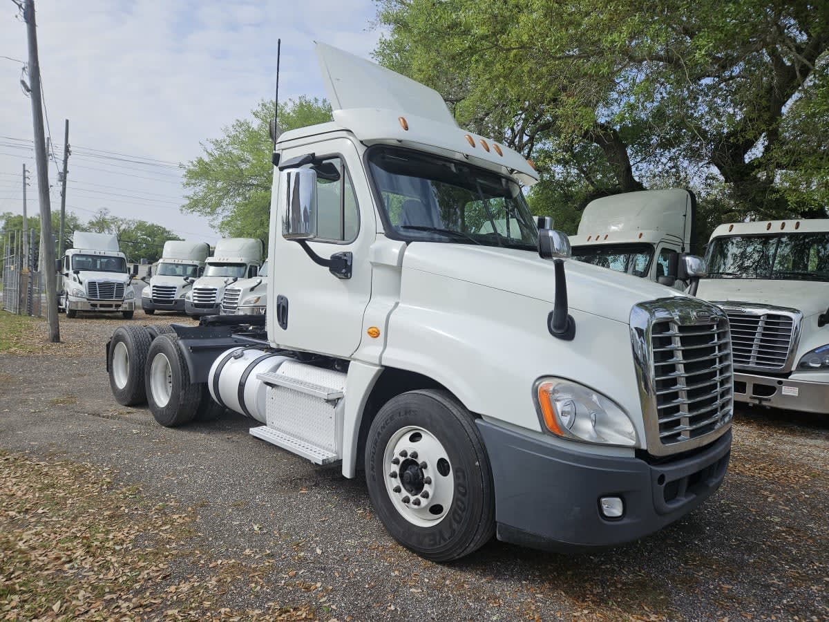 2019 Freightliner - image 3