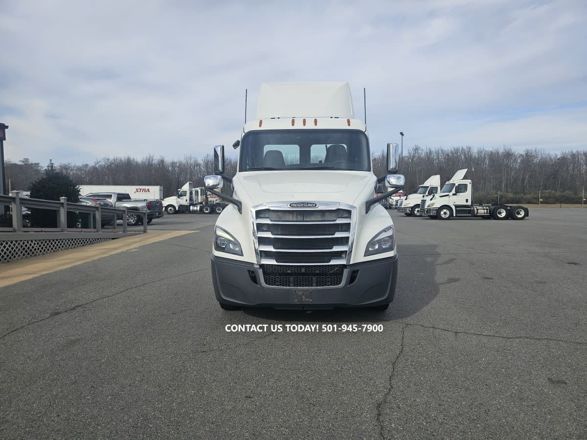2019 Freightliner - image 2