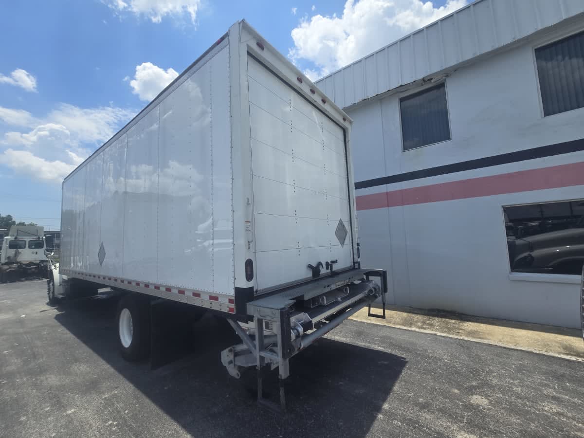 2019 Freightliner M2 106 867493