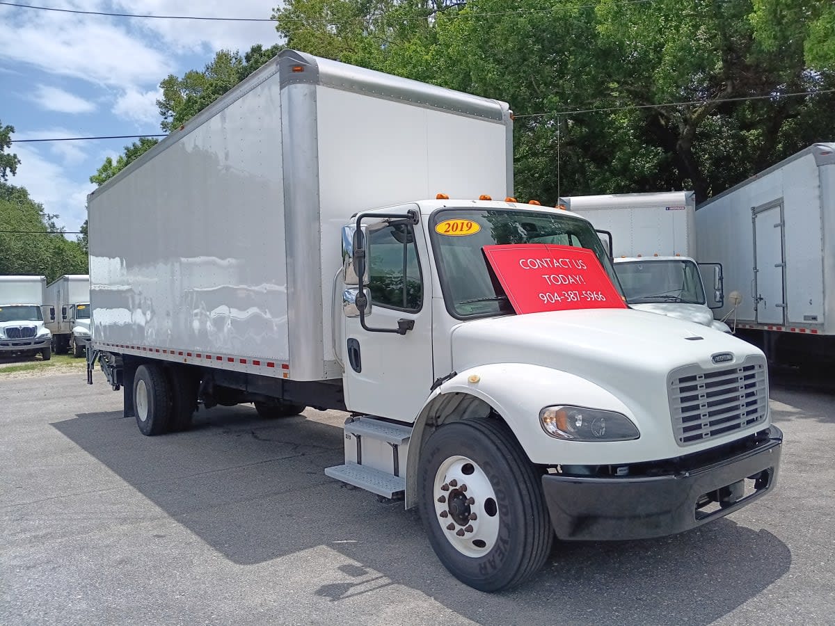 2019 Freightliner M2 106 867494