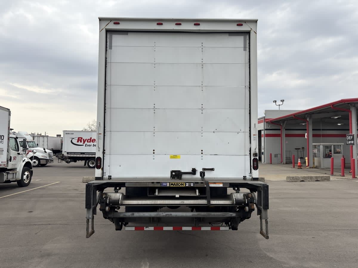 2019 Freightliner/Mercedes M2 106 867495