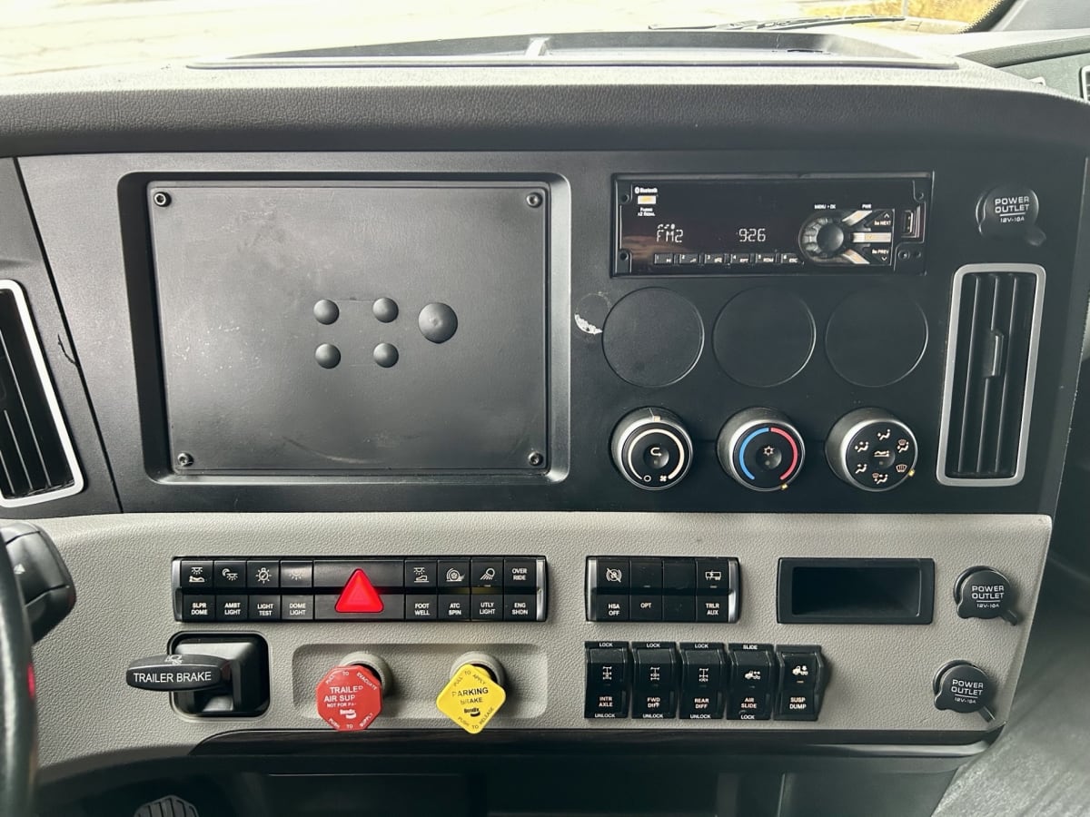 2020 Freightliner/Mercedes NEW CASCADIA PX12664 867499