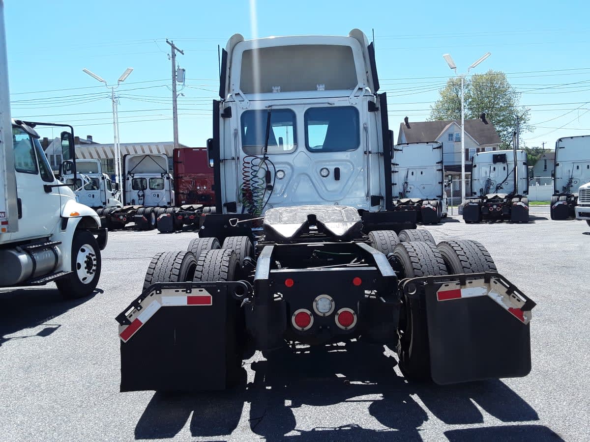 2019 Freightliner/Mercedes CASCADIA 125 867574