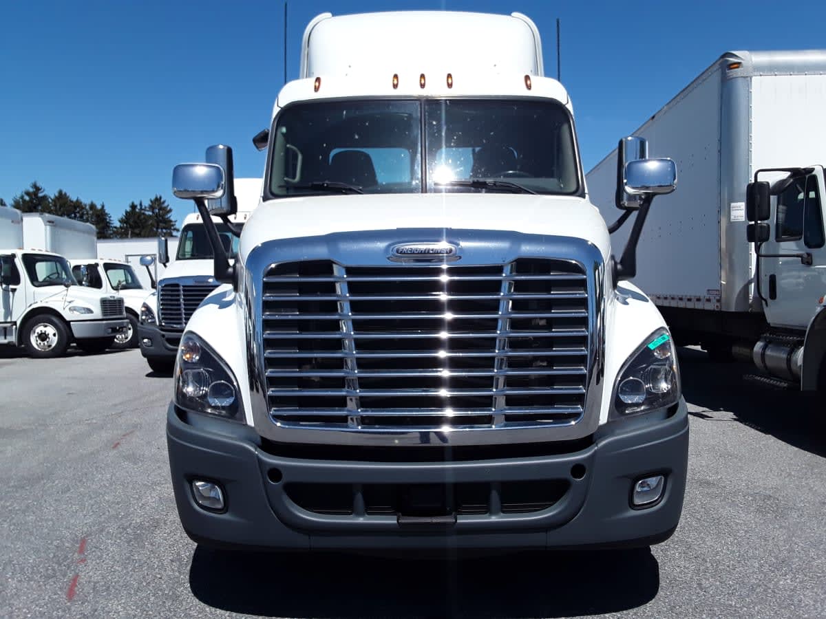 2019 Freightliner/Mercedes CASCADIA 125 867574