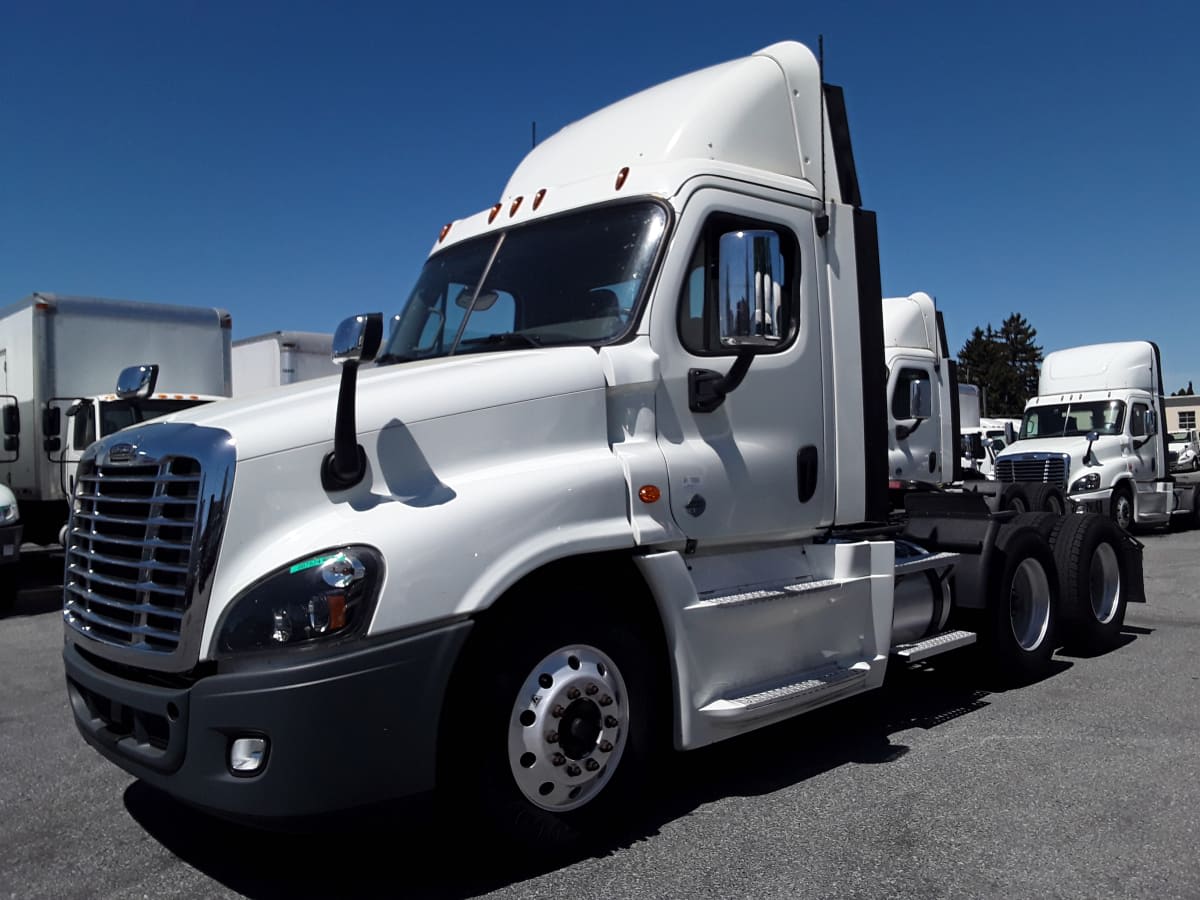 2019 Freightliner/Mercedes CASCADIA 125 867574