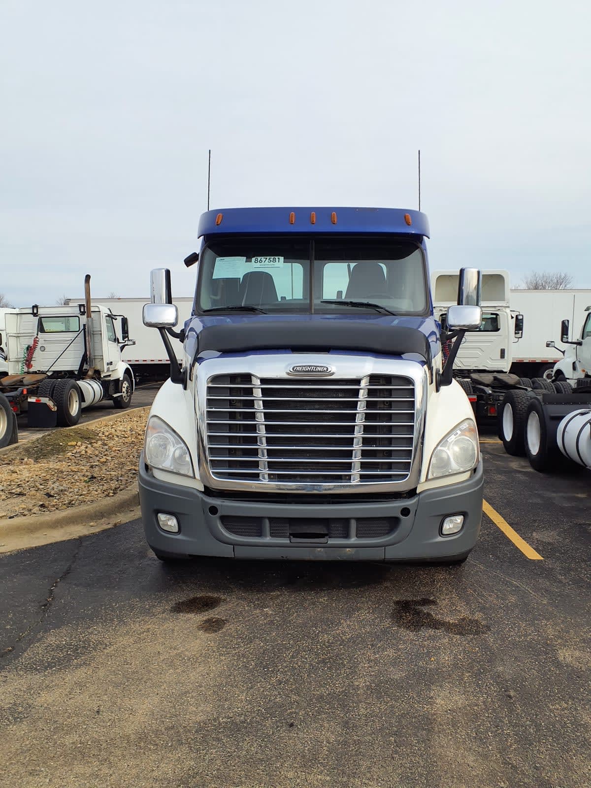 2019 Freightliner/Mercedes CASCADIA 125 867581
