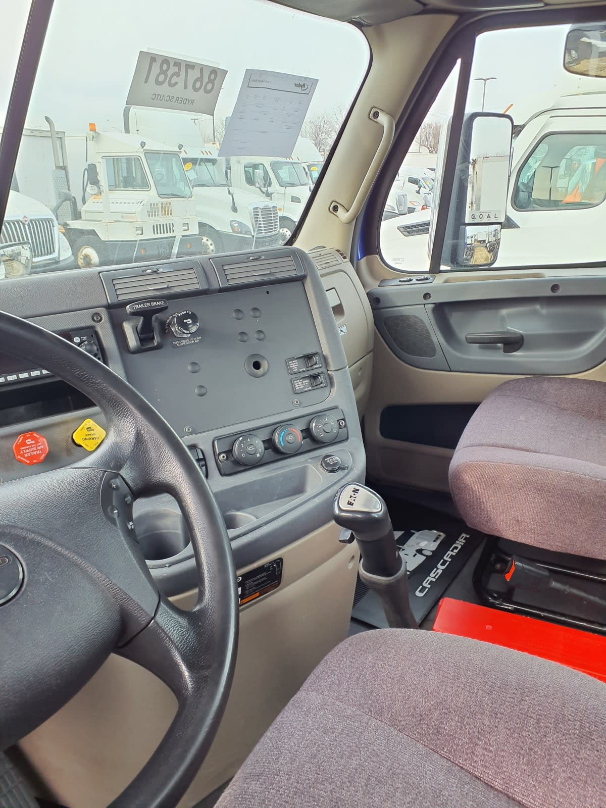 2019 Freightliner/Mercedes CASCADIA 125 867581