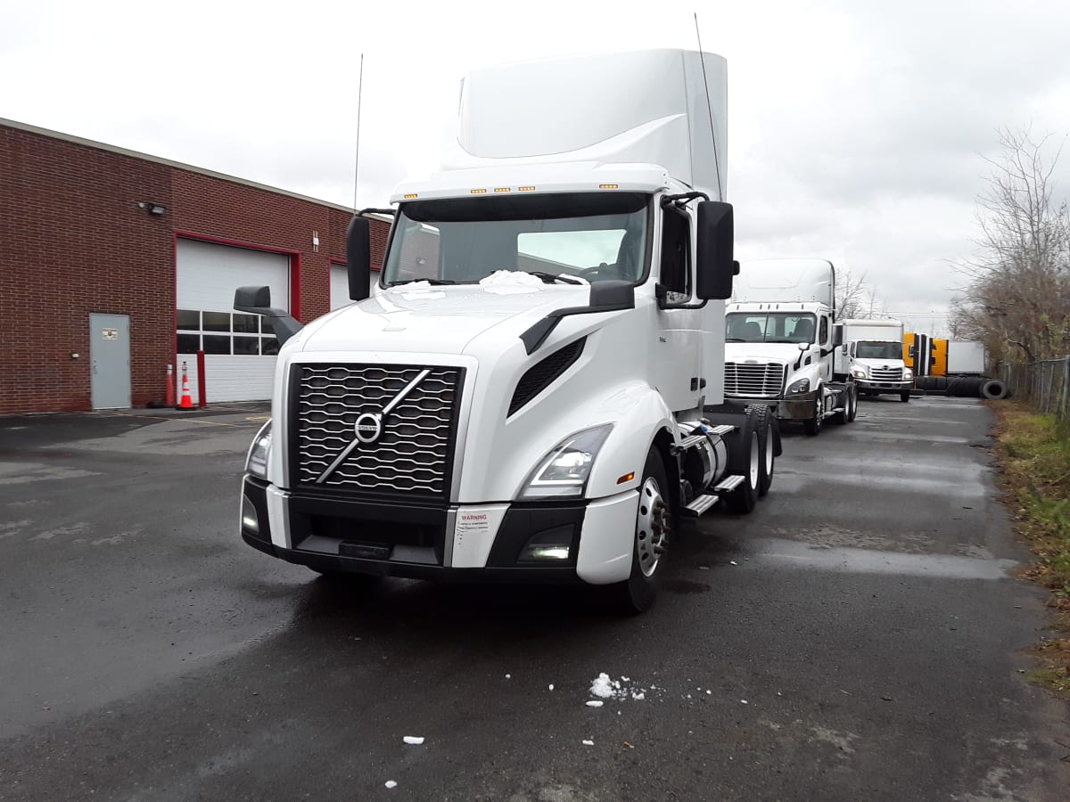 2019 Volvo VNL64T-300 867615