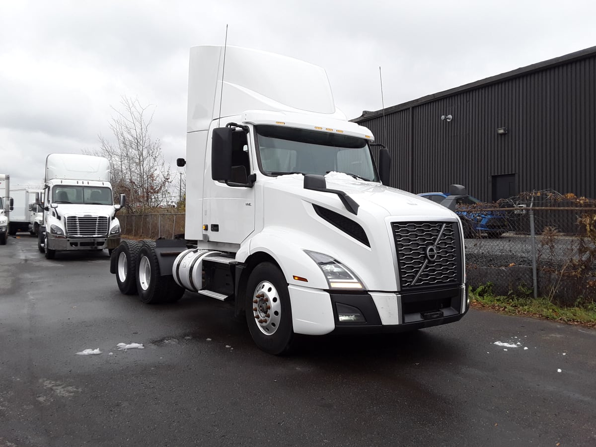 2019 Volvo VNL64T-300 867615