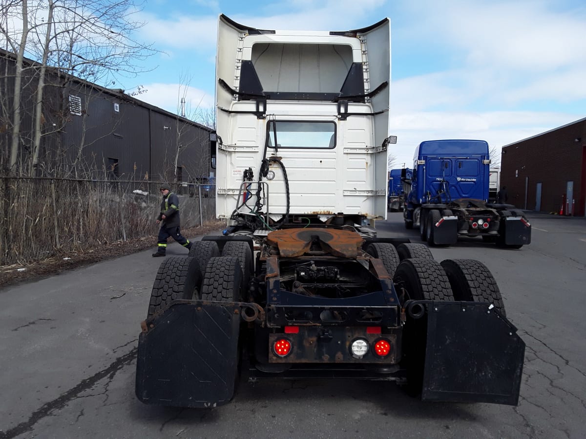 2019 Volvo VNL64T-300 867621