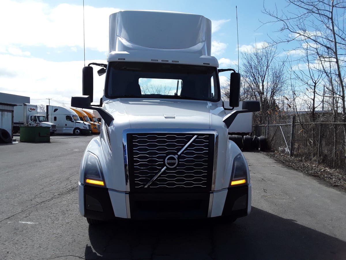 2019 Volvo VNL64T-300 867621