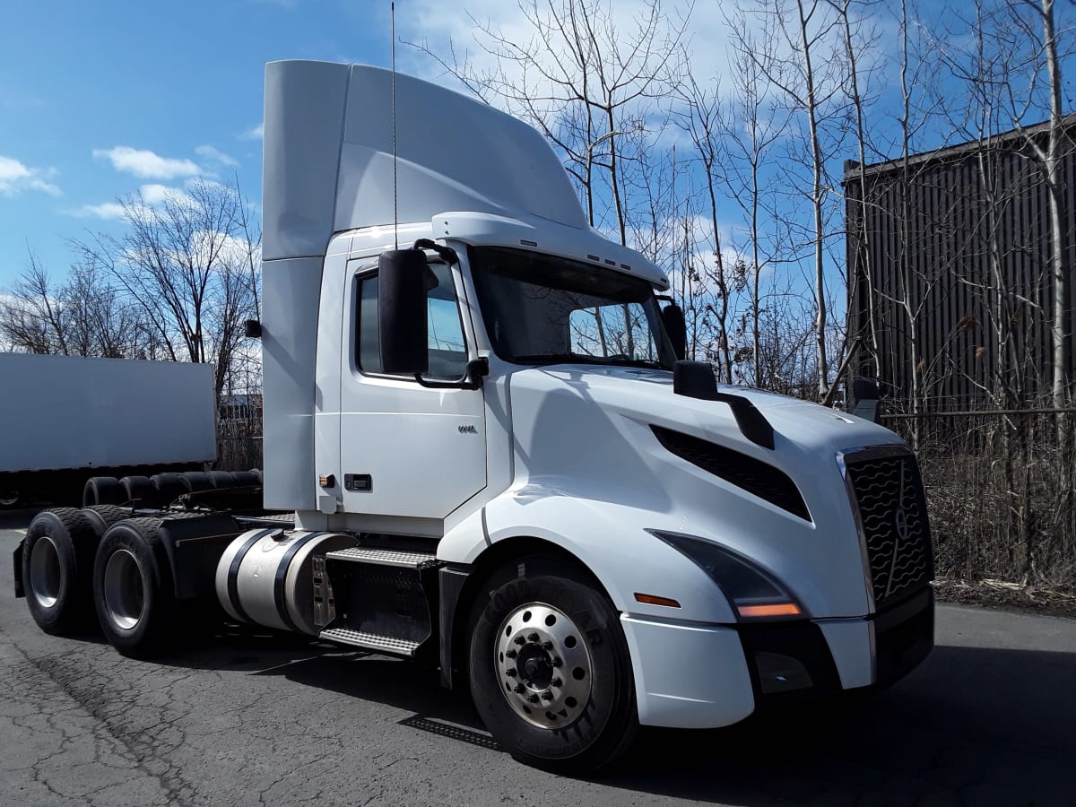 2019 Volvo VNL64T-300 867621