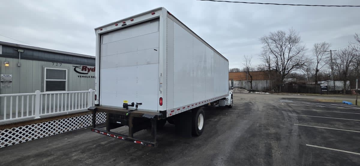 2019 Freightliner/Mercedes M2 106 867647