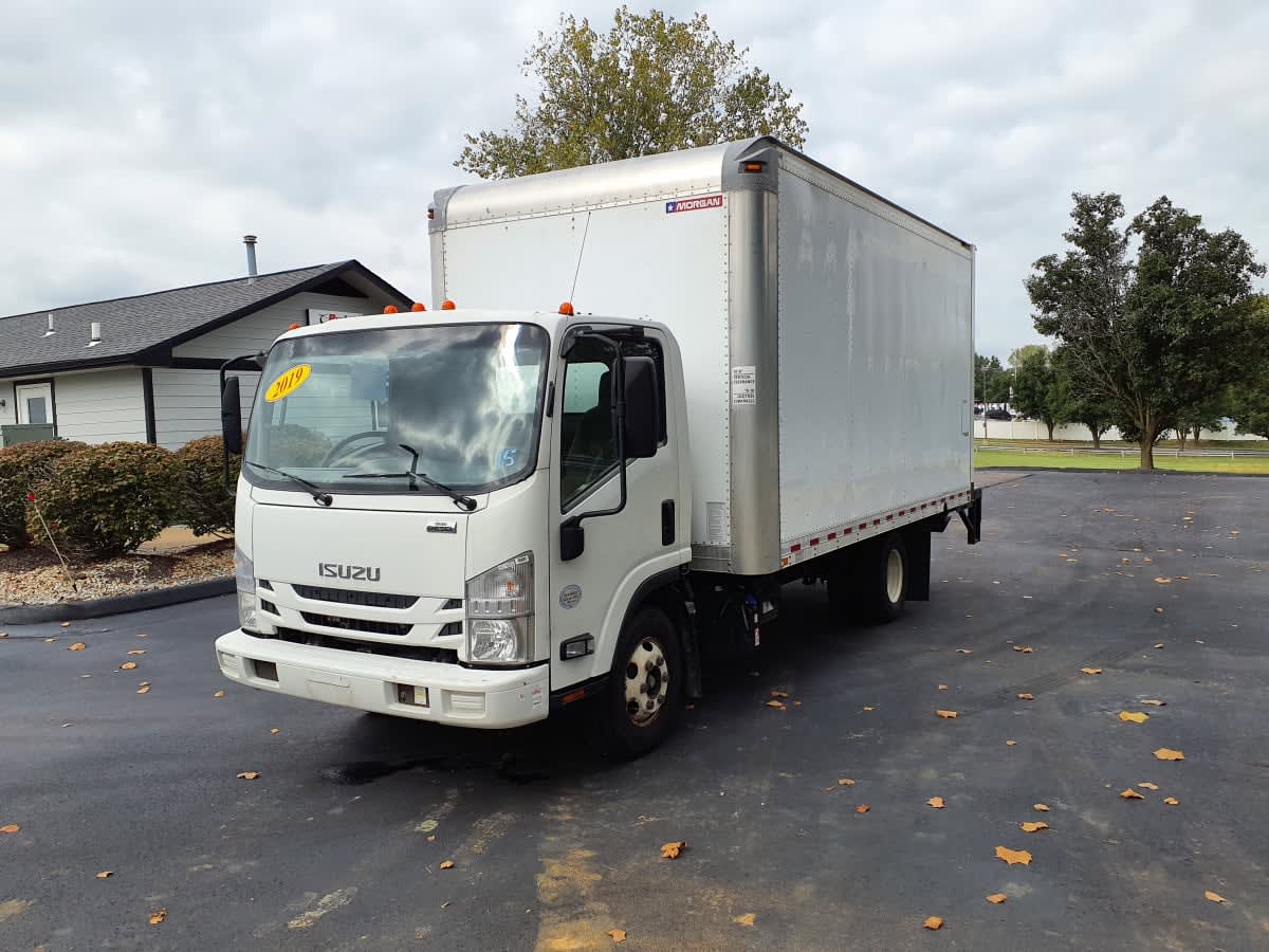 2019 Isuzu NPR HD 867663 2019 Isuzu NPR HD 867663