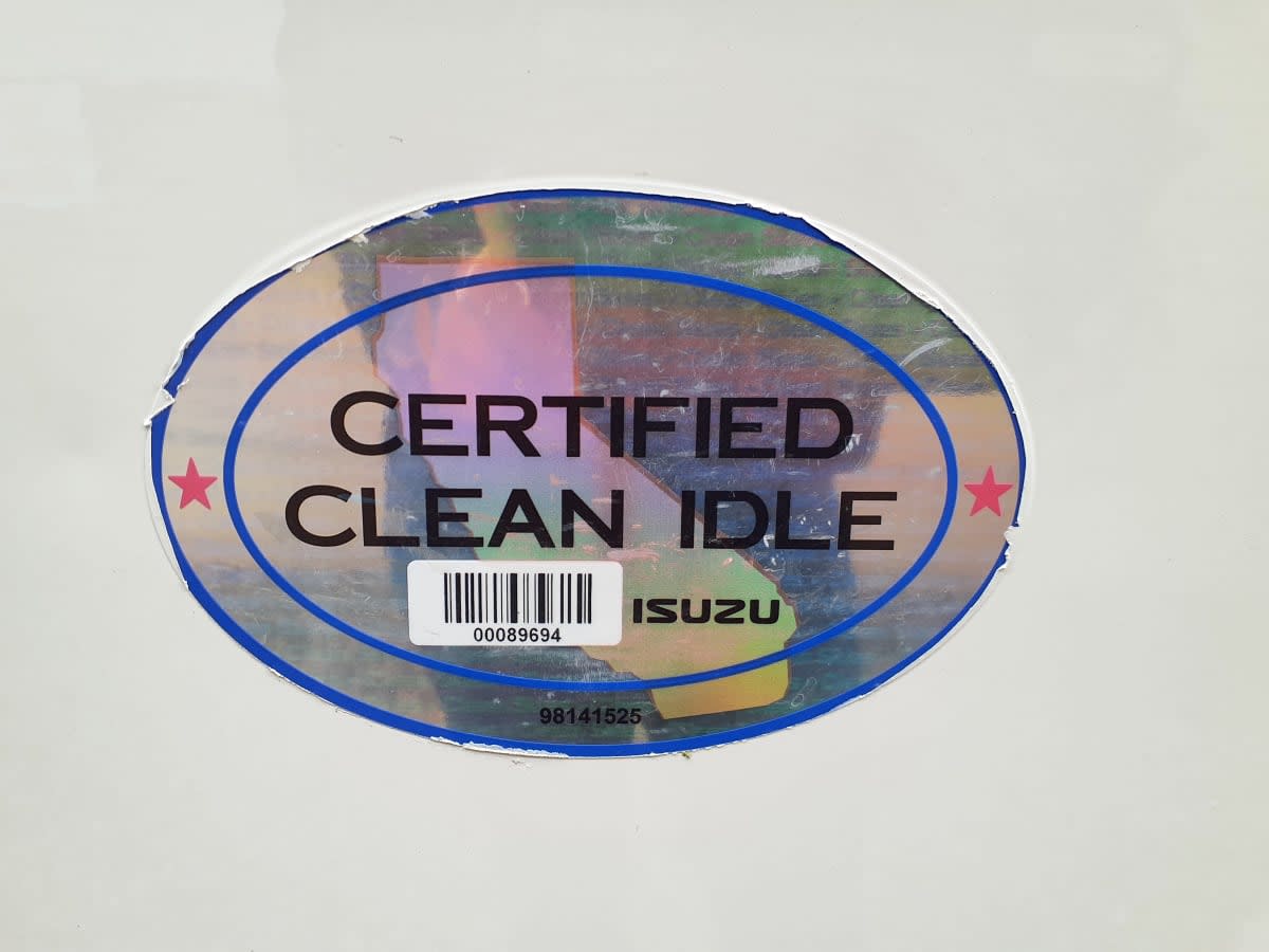 2019 Isuzu NPR - image 10